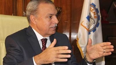 محافظ قنا: ندعم المبادرات والبرامج التي تقدم خدمات طبية متميزة للمواطنين‎