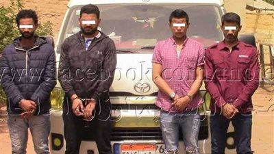 مباحث الجيزة تضبط تشكيلًا عصابيًا بحوزته 125 كيلو حشيش و122 ألف جنيه