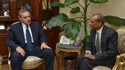 محافظ أسيوط يستقبل سفير الهند بمصر ويؤكد دعمه للمبادرات التي تفيد المجتمع والإنسانية