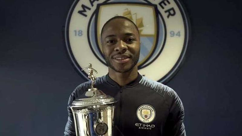 «النقاد الإنجليز»