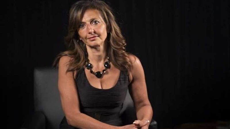 خبيرة استخباراتية