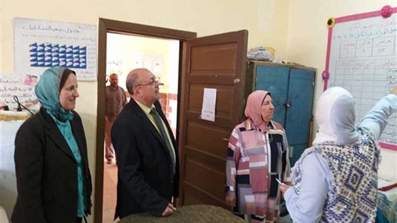 عجمي يتفقد سير الامتحانات