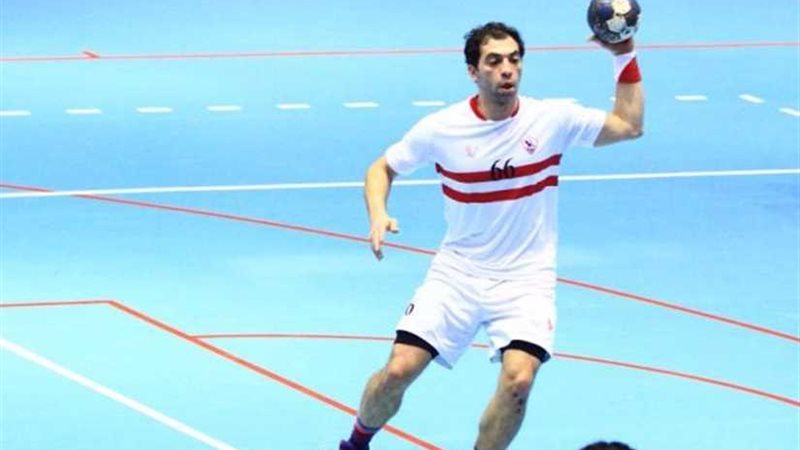 أحمد الأحمر يكشف