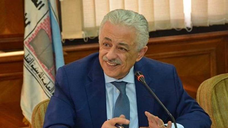 وزير التعليم يعتمد