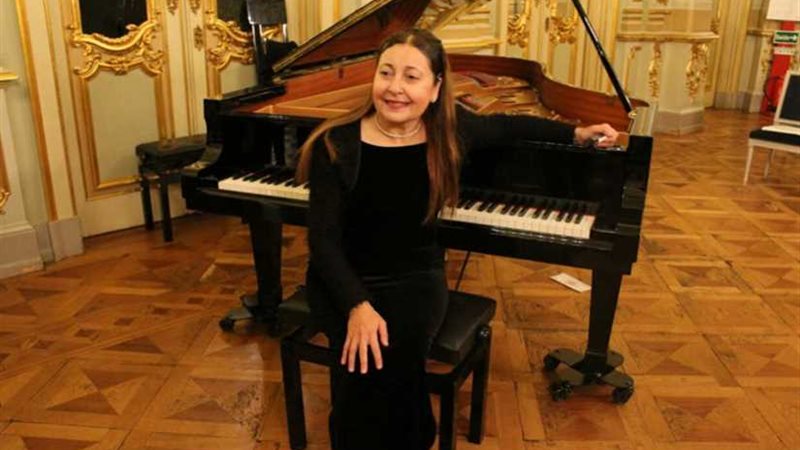 السيمفوني يعزف أعظم