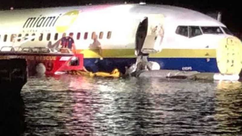 انزلاق طائرة بوينج