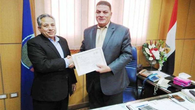 تكريم وكيل المكتب