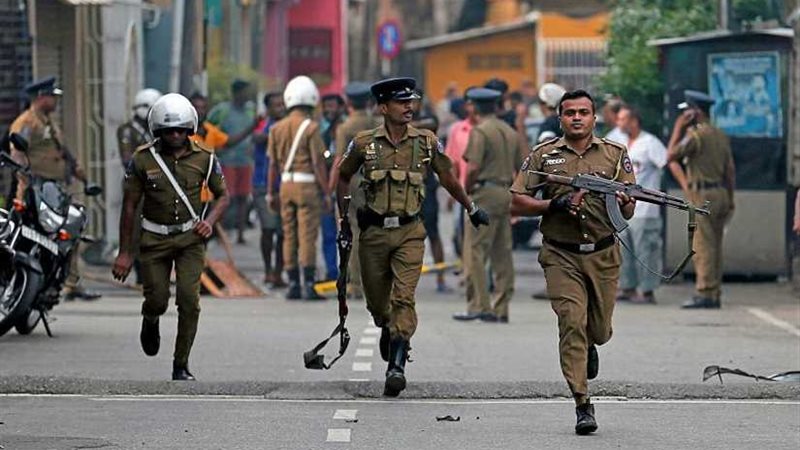 شرطة سريلانكا تطالب