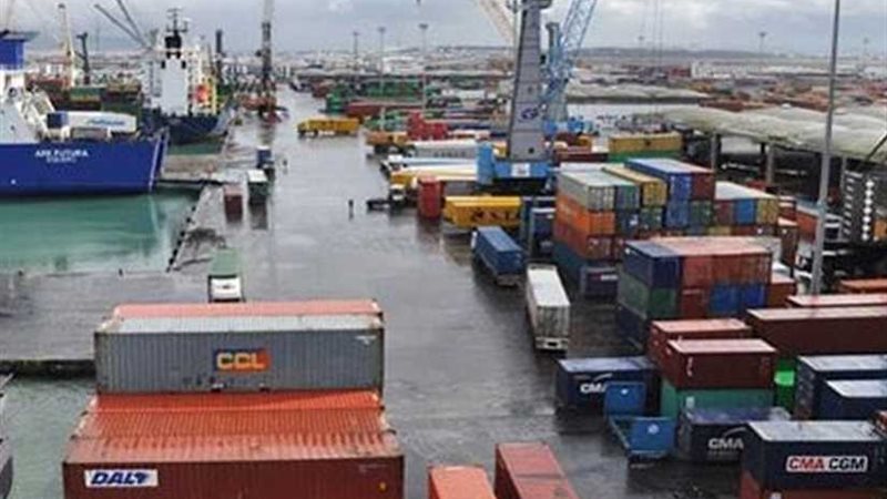 تداول 399 شاحنة بضائع