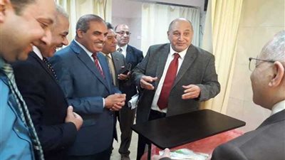 رئيس جامعة الأزهر يفتتح توسعات قسم الروماتيزم والتأهيل بالحسين الجامعي