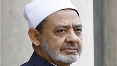 عبدالمنعم فؤاد مشرفا على الأنشطة العلمي بالرواق الأزهري