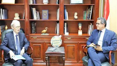 وزير الآثار يستقبل سفير اليابان بالقاهرة