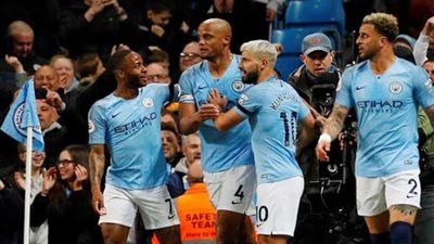 صاروخ «كومباني» أمام ليستر يُفجر قلوب الريدز ويقرب السيتيزن من اللقب الثاني على التوالي