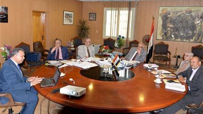 مقابلات شخصية للمرشحين لمنصب عميد 