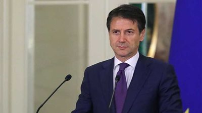 رئيس الوزراء الإيطالي يتطلع لمقابلة المشير خليفة حفتر