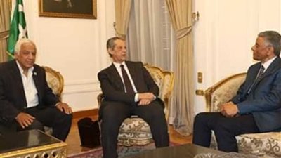 سكرتير عام الوفد يبحث عقد اتفاقية مع الجالية المصرية في الشمال الإيطالي