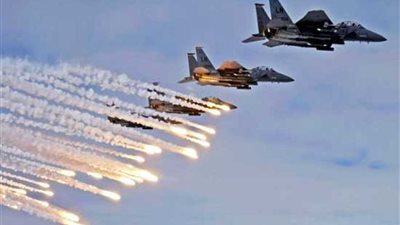 التحالف العربي يستهدف تعزيزات عسكرية للحوثيين في صعدة