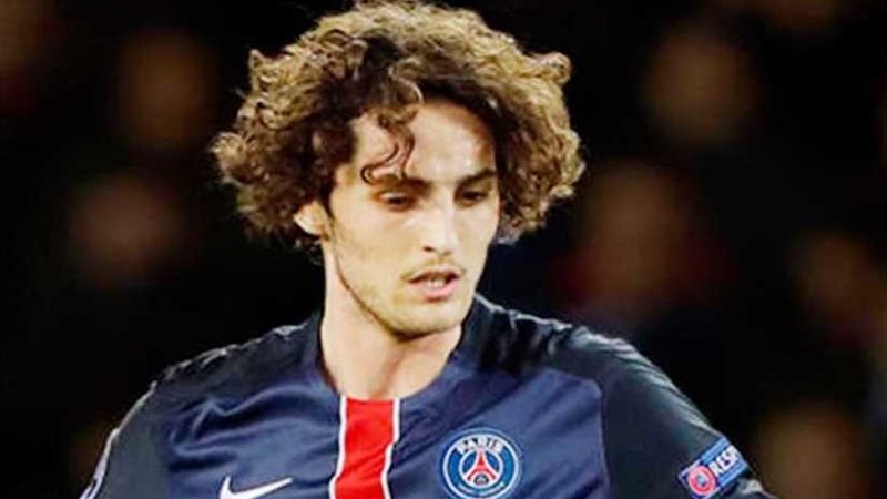 أدريان رابيو يقرر