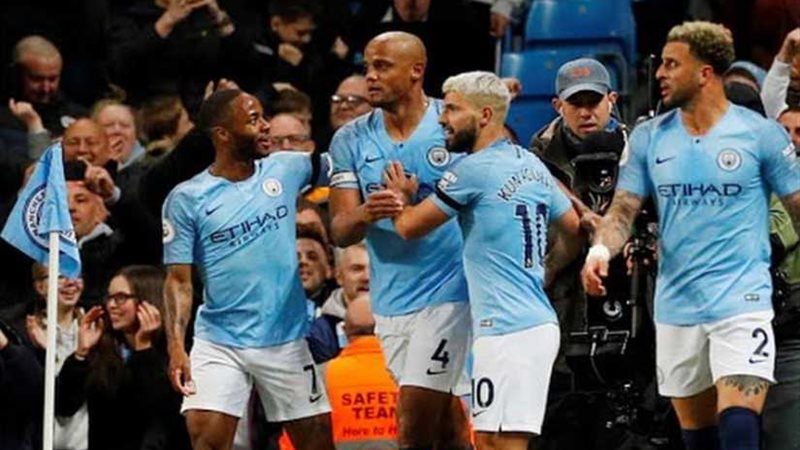 صاروخ «كومباني» أمام