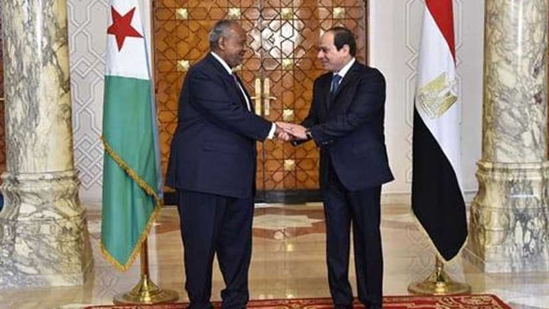 الرئيس السيسي يجري