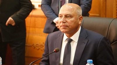 وزير النقل: اهتمام خاص بالعنصر البشري بوصفه أحد عوامل نجاح منظومة السكك الحديدية