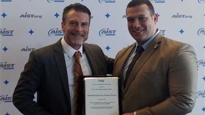 بالصور.. مهندس مصري يحصد المركز الأول بمؤتمر 