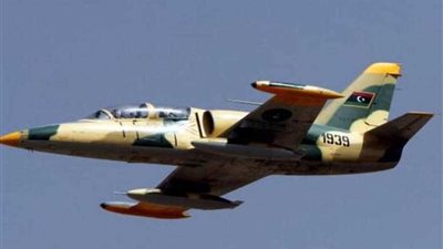 حمم من النيران تصب على رؤوس ميليشيات طرابلس طوال الليل.. (فيديو)