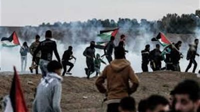 إصابة 14 فلسطينيا برصاص الاحتلال الإسرائيلي على حدود غزة