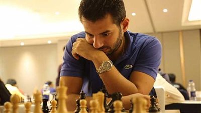أحمد عدلي يتأهل إلى كأس العالم للشطرنج بعد التتويج بالبطولة الإفريقية