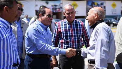 موجز 24.. شاهد.. جولة الرئيس السيسي بمنطقة النخيل بمحور المشير