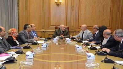 وزير الإنتاج الحربى يبحث التعاون المشترك مع إحدى الشركات الإيطالية في مجالات متعددة