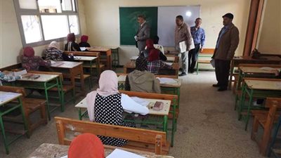 استبعاد رئيس لجنة امتحان الشهادة الإعدادية بالسادات