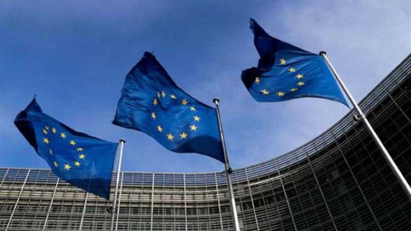 استطلاع: 66.2 % من