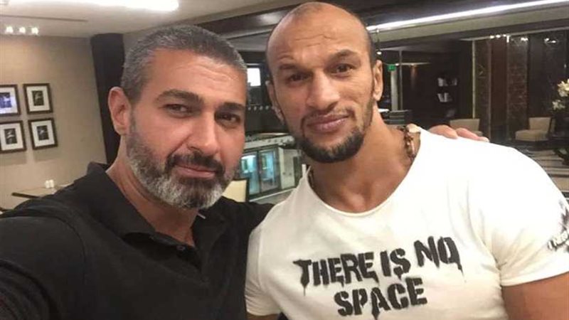 كرم جابر ينشر صورة