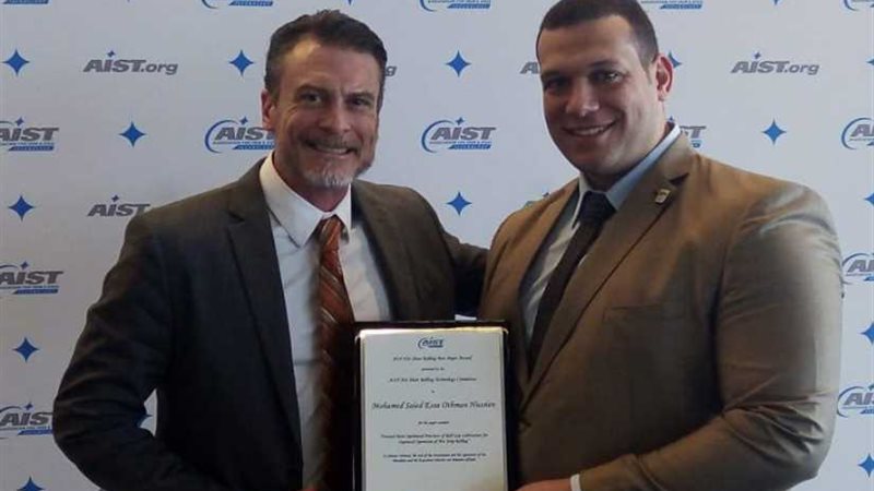 بالصور.. مهندس مصري