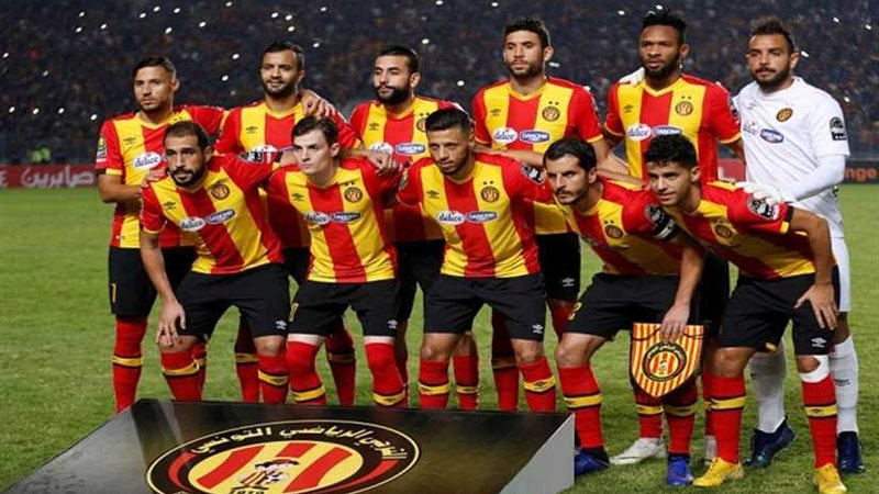 طاقم تحكيم مصري يدير