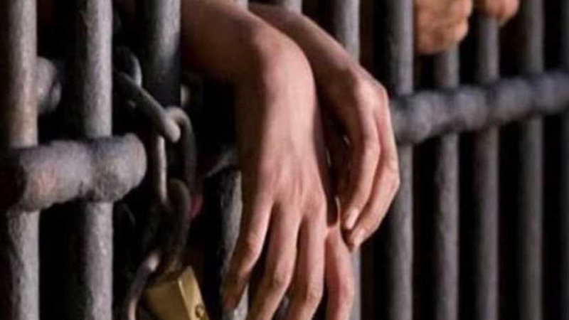 السجن لروسيين في