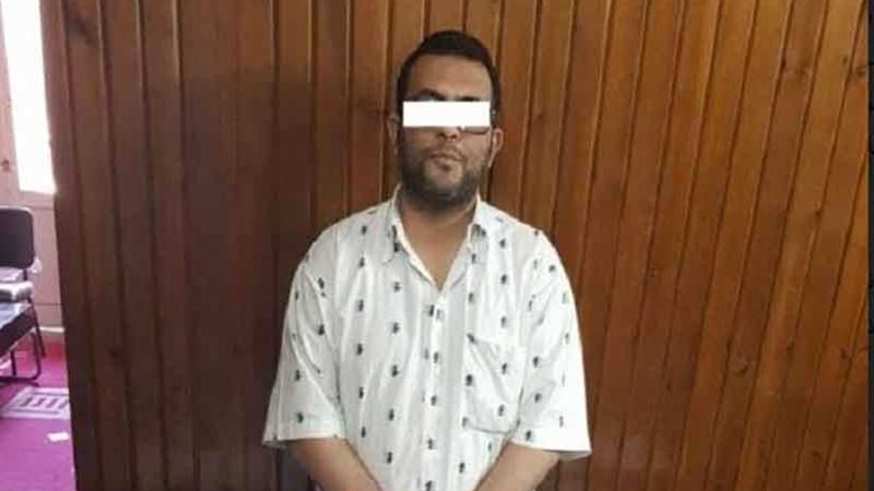 ضبط موظف انتحل صفة