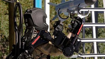 كوريا الجنوبية تطور روبوتات قتالية للحروب المستقبلية