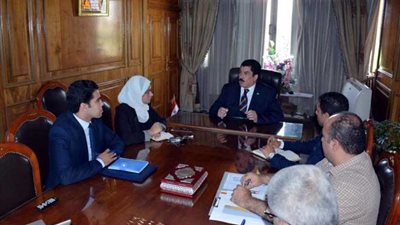 القليوبية تبحث التعاون مع الهيئة العربية للتصنيع لإنشاء محطات لجمع القمامة