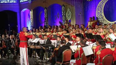 تناغم الموسيقى العسكرية مع الروحية في افتتاح سهرات الأوبرا الرمضانية