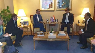 وزير الآثار يستقبل 