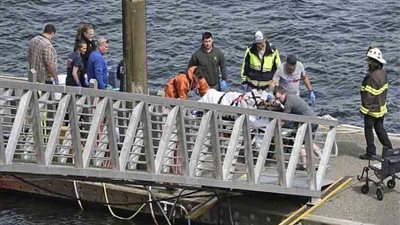 ضحايا ومفقود باصطدام طائرتين أمريكيتين في الجو