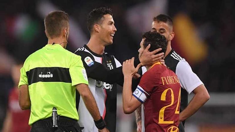 روما يفاجئ يوفنتوس