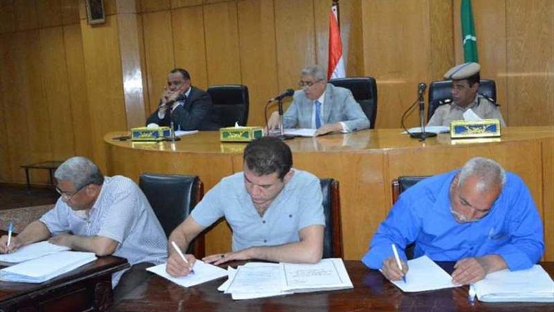 محافظ المنيا يوجه