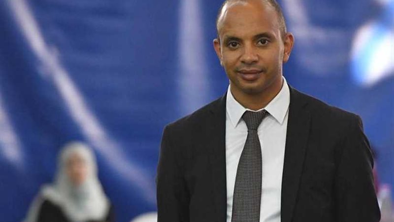 وزير الشباب والرياضة