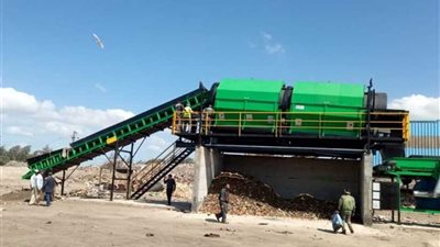 شاهد .. انتاج السماد العضوى بمصانع تدوير المخلفات