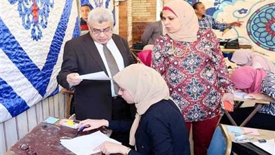 نائب رئيس جامعة طنطا يتابع سير الامتحانات بكلية طب الأسنان