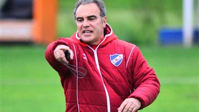 الجهاز الفنى للأهلى يعد برنامجا بدنيا للاعبين للتخلص من الإجهاد قبل مباراة الإسماعيلي