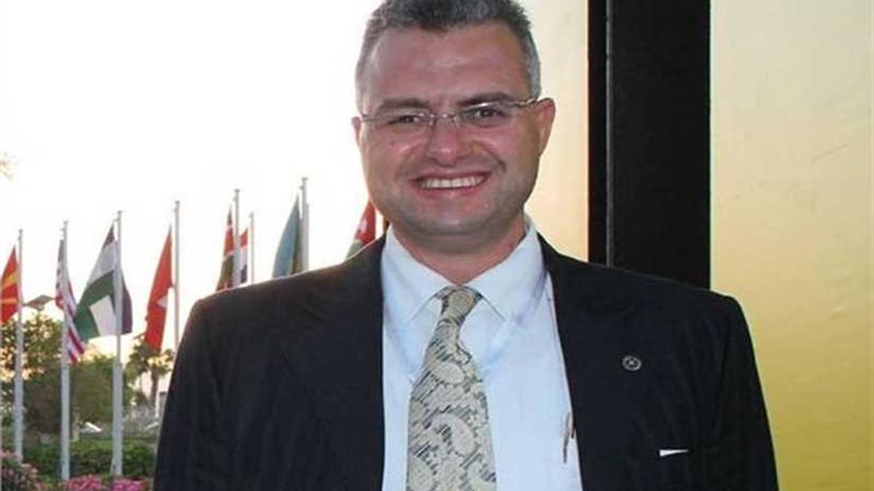 خبير يوضح أسباب تراجع